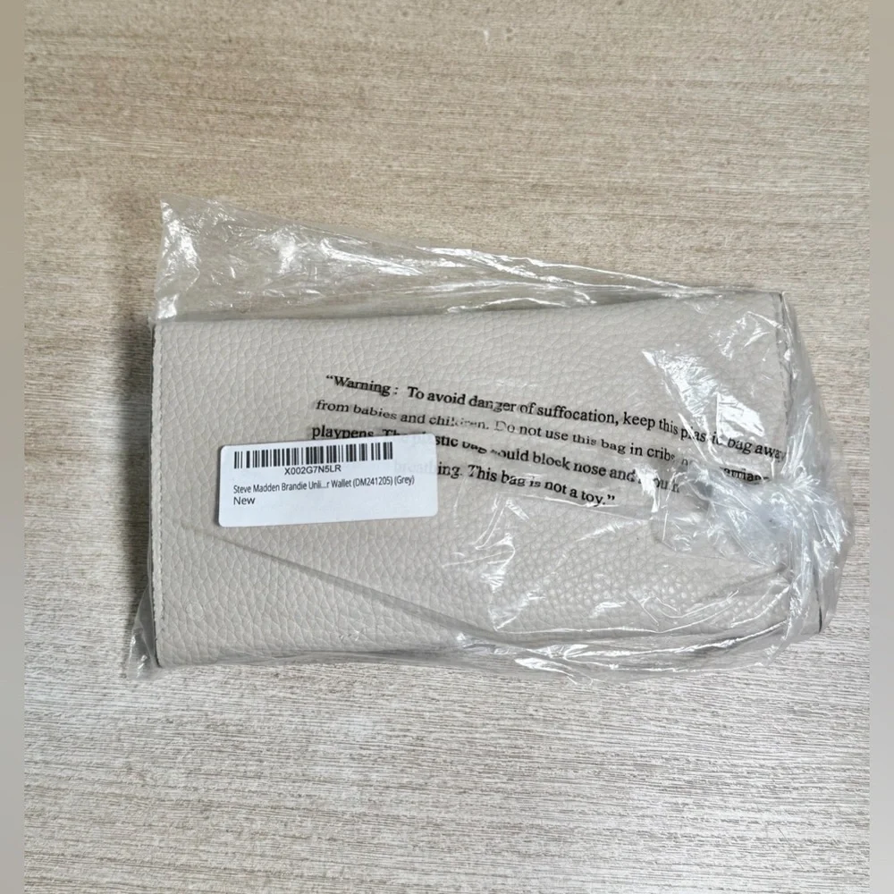 NWT Steve Madden Wallet Brandie Style Cream Grey Pebble Women Brand New